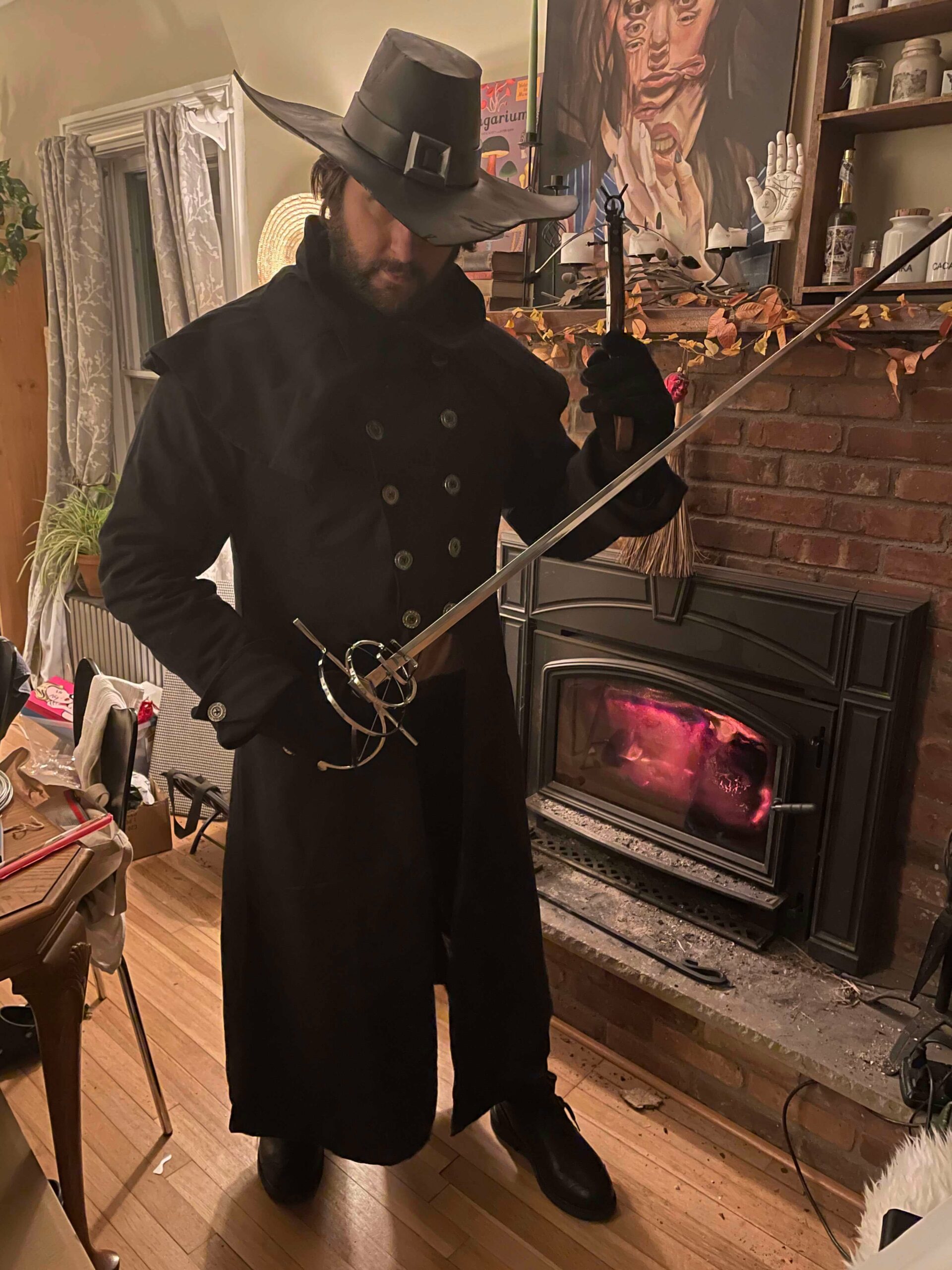 Matt Pattane cossplaying Ludlov of Sevenpeaks